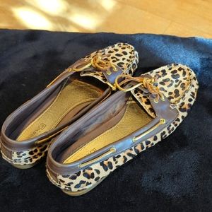 Sperry top-sider animal print leather slip on shoes, 9.5, gold lacing, interior